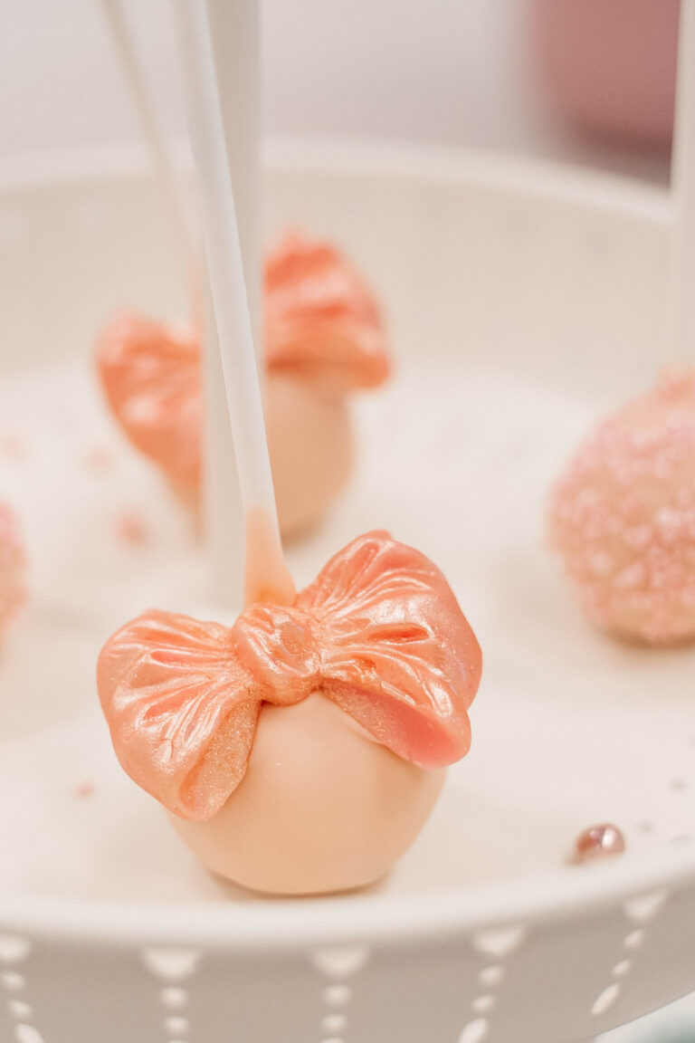 Red velvet pall